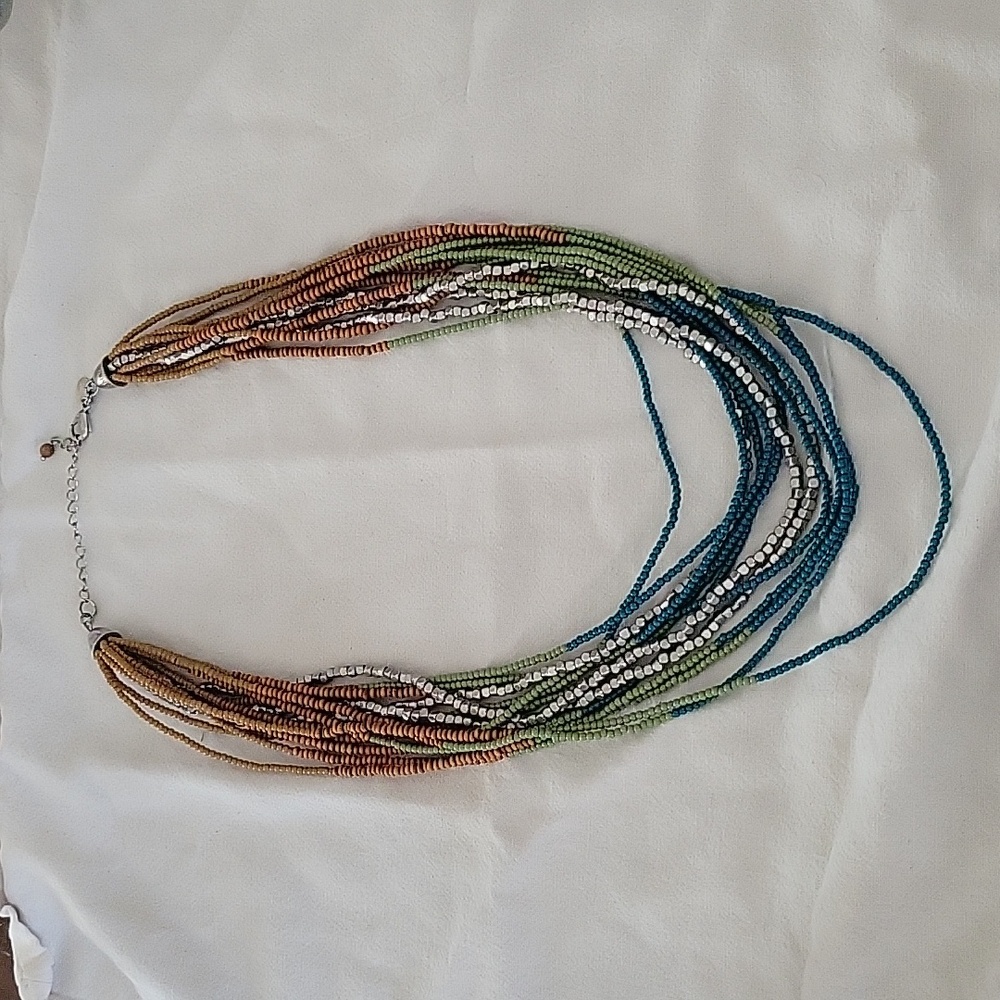 Lia Sophia necklace